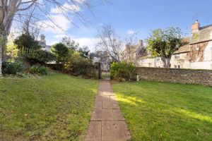 Photo 9- click for photo gallery